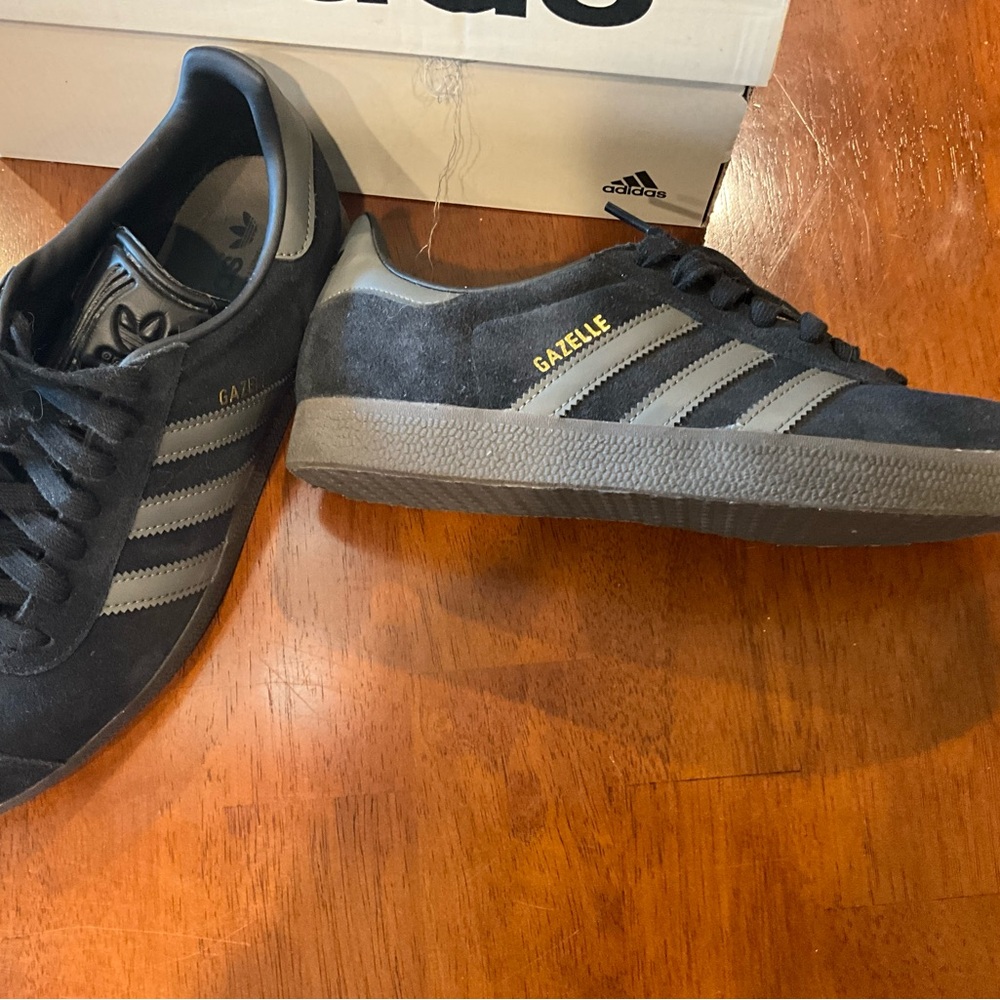 Adidas Men's Black Suede Daily 4.0 Sneakers - Picture 3 of 5